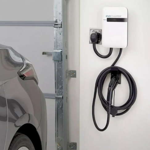 How to Choose an EV Charger Installer in Phoenix
